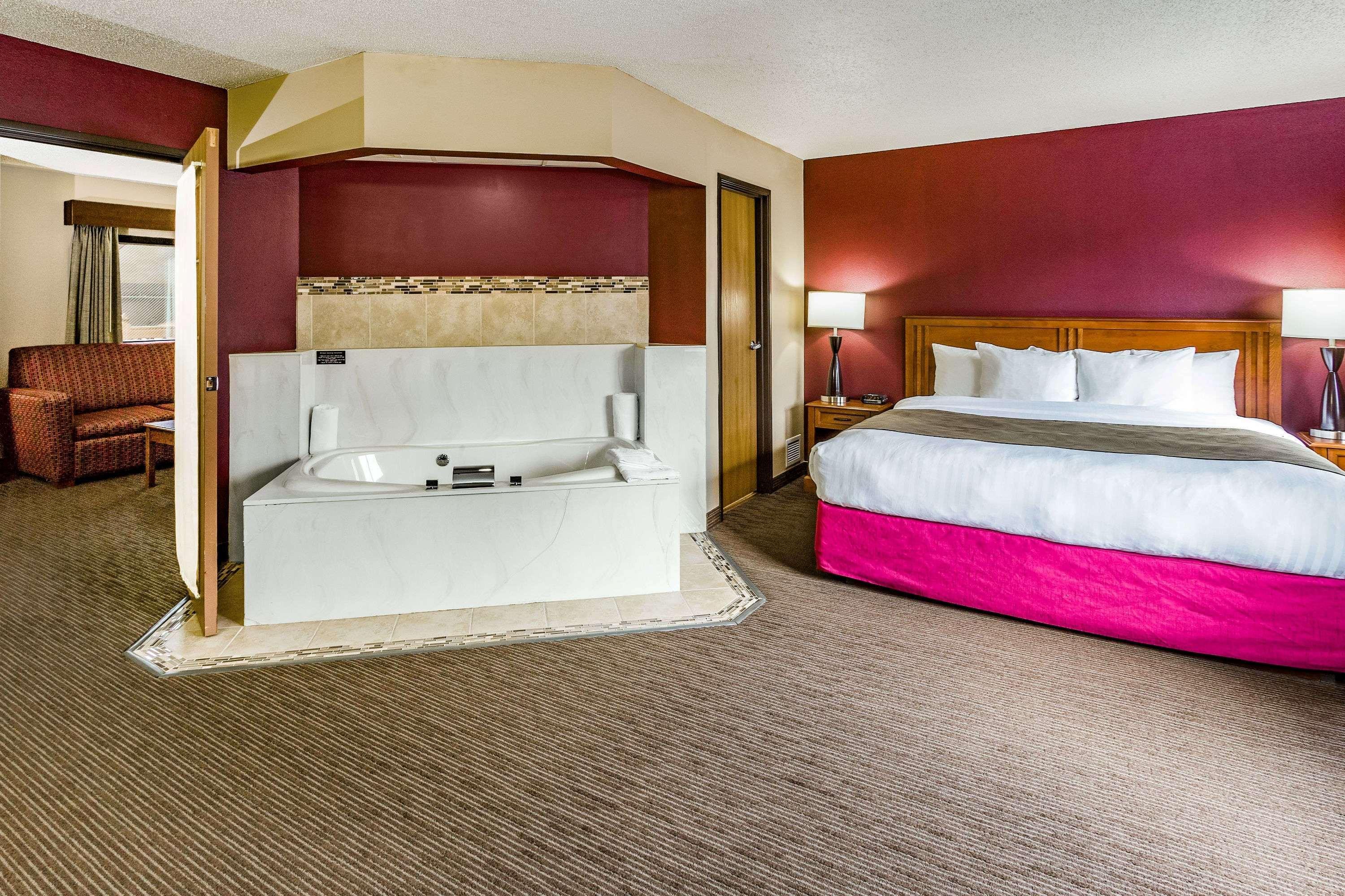 Americinn By Wyndham Duluth South Proctor Black Woods Event Ctr Exterior foto