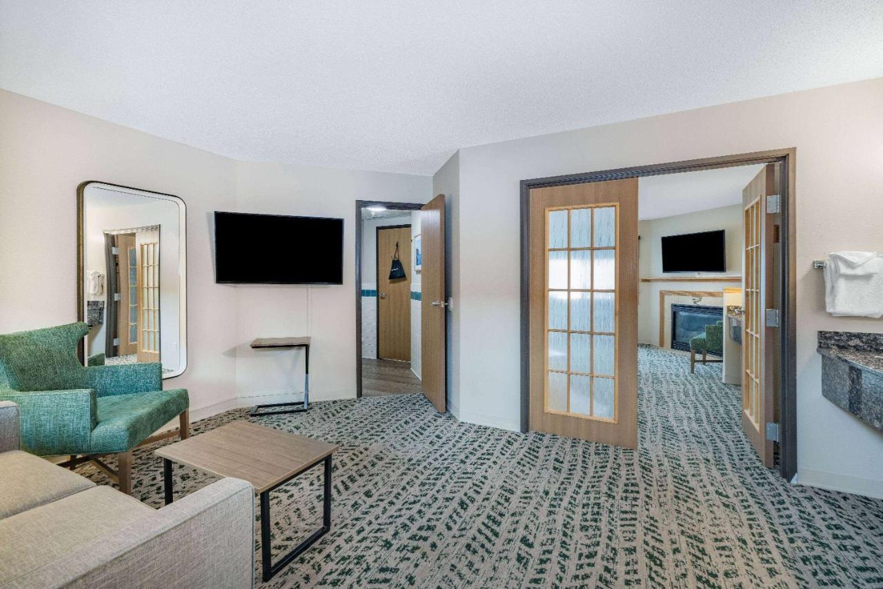 Americinn By Wyndham Duluth South Proctor Black Woods Event Ctr Exterior foto